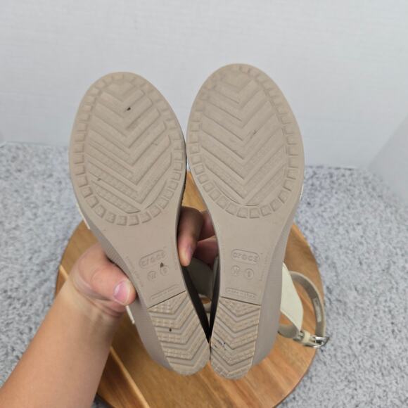 Crocs Leigh II Beige Canvas Leather Ankle Strap Casual Wedge Sandal Womens 9 - Picture 10 of 14